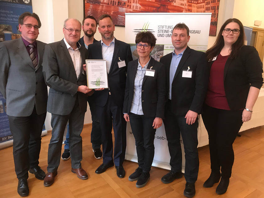 Anerkennungspreis-Stiftung-Steine-Erden-Bergbau-Umwelt-Hartsteinwerke-Burgk-01-850px